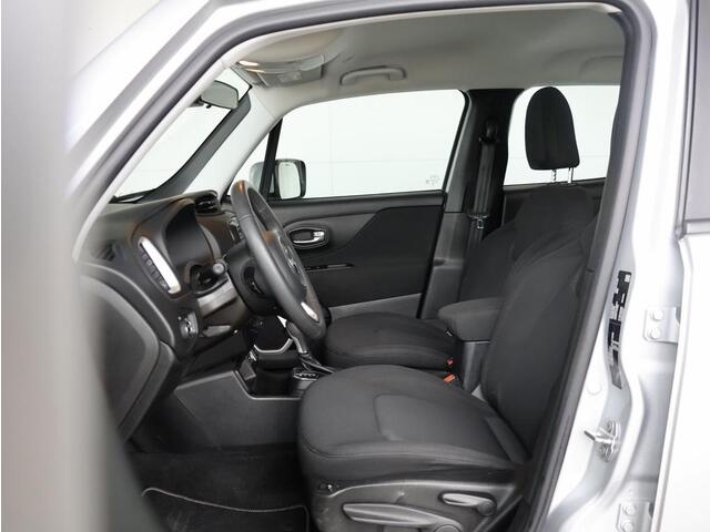 Jeep RENEGADE 1.3T DDCT MOAB | Longitude | Apple Carplay & Android auto