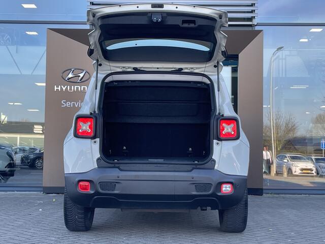 Jeep RENEGADE 1.4 MultiAir Limited | Automaat | Panoramadak | Navigatie