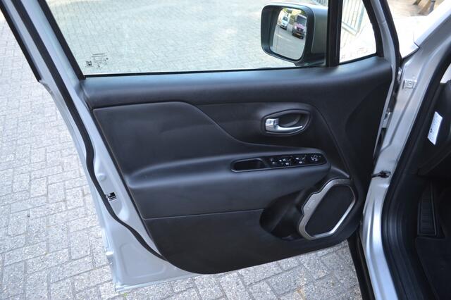 Jeep RENEGADE 1.3T AUTOMAAT Limited