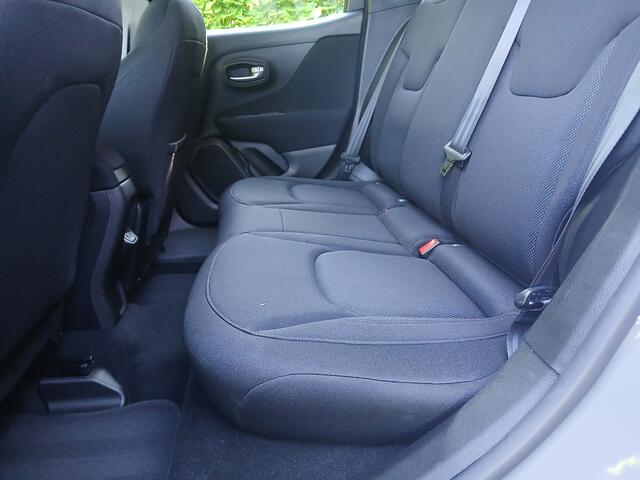 Jeep RENEGADE 1.3T DDCT Longitude / automaat / Trekhaak