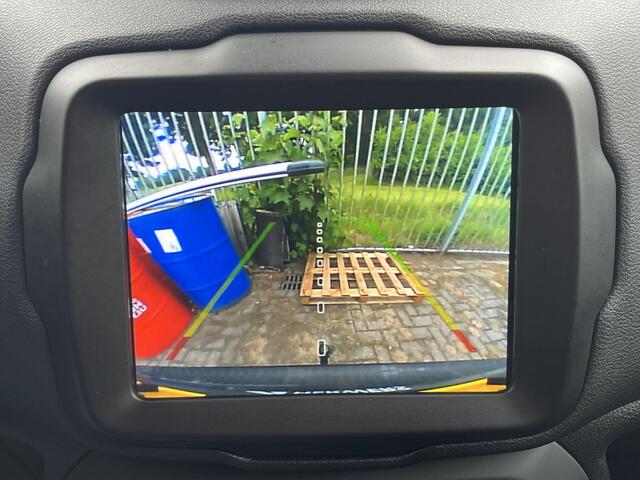 Jeep RENEGADE 1.0T Freedom / 100% Onderhouden / Trekhaak (Trekgewicht 1.250kg) / Achteruitrijcamera / Apple Carplay & Android Auto / Keyless Entry & Start / Adaptieve Cruise Control / Airco / DAB Radio