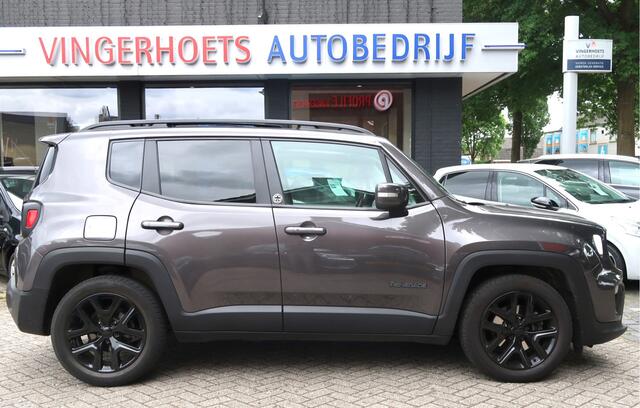 Jeep RENEGADE 150 Pk Benzine * Black Star Edition *** AUTOMAAT *** * Open Schuifdak * Trekhaak 1.450 kg Trekvermogen * Black Elements * Vingerhoets; Vierde Generatie Eersteklas Service !