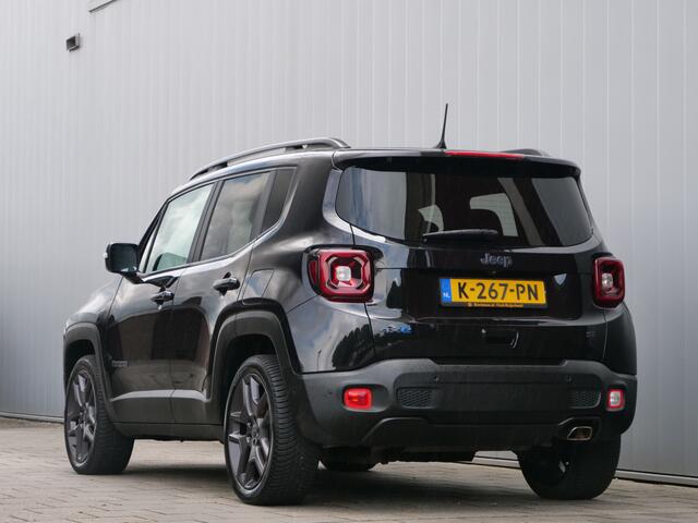 Jeep RENEGADE 4xe 240pk Plug-in Hybrid Electric S Automaat Navigatie / Leder / Camera / Stoelverwarming