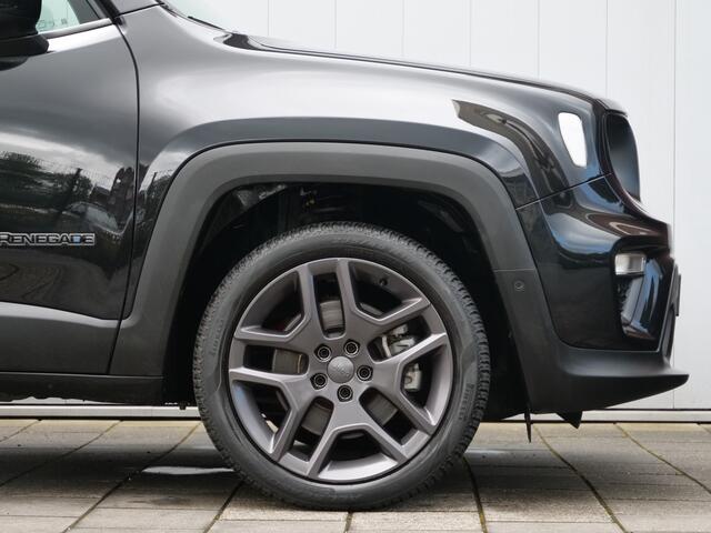 Jeep RENEGADE 4xe 240pk Plug-in Hybrid Electric S Automaat Navigatie / Leder / Camera / Stoelverwarming