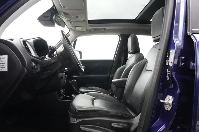 Jeep RENEGADE 1.3T Freedom 150pk Panoramadak/Trekhaak/Navigatie