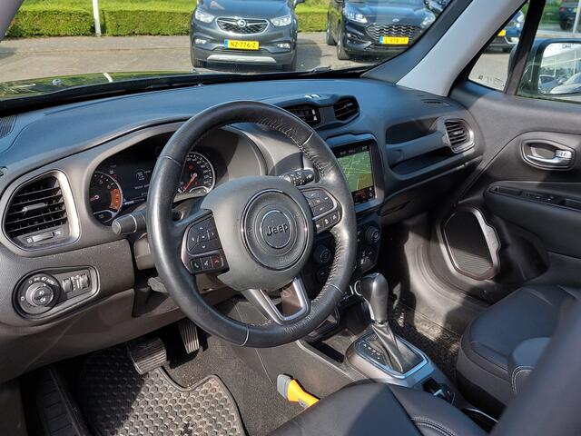 Jeep RENEGADE 1.3T 150pk Automaat Freedom | Navi | Apple Carplay+Android Auto | Clima | Adap.Cruise | Panorama Schuifdak | Lederen Bekleding | Keyless Entry | Dodehoek+Rijstrooksensor | Pdc+Camera | 17''lm