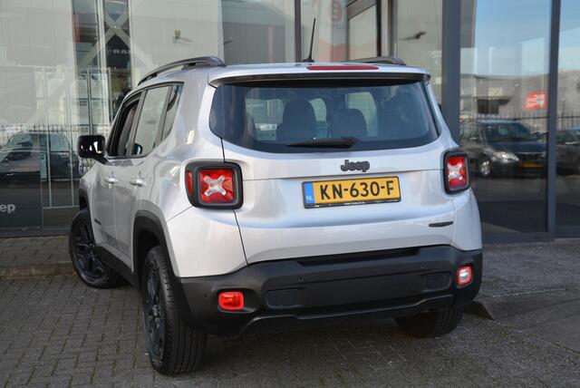 Jeep RENEGADE 1.4 MultiAir Longitude Night Eagle | Dealer auto | NAP | Winter pack