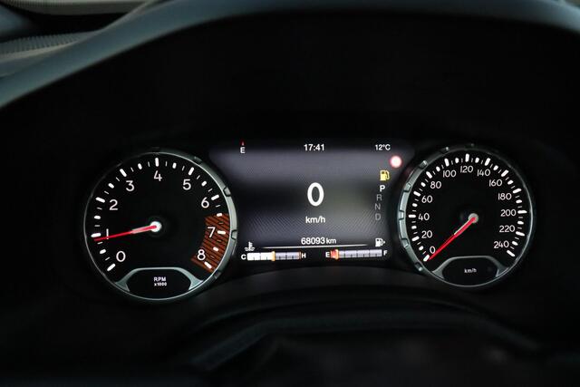 Jeep RENEGADE 1.3T Freedom 150 PK | PANO | NAVIGATIE | PDC | CRUISE |