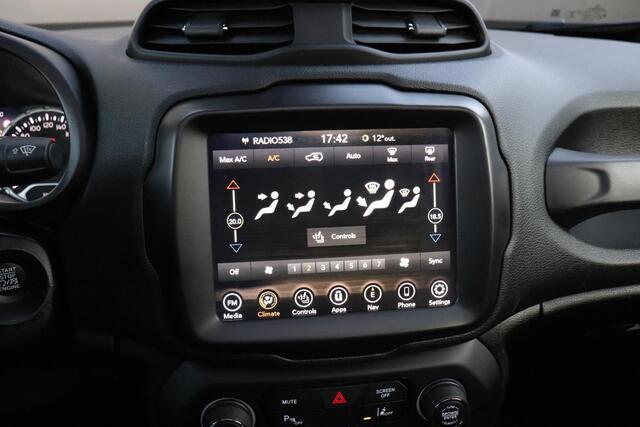 Jeep RENEGADE 1.3T Freedom 150 PK | PANO | NAVIGATIE | PDC | CRUISE |