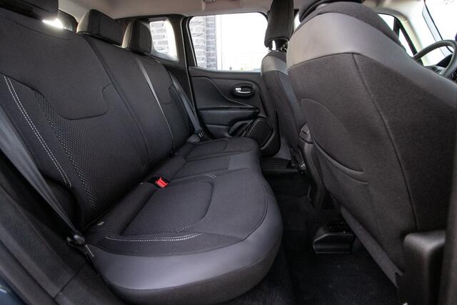 Jeep RENEGADE 1.5T e-Hybrid Altitude -