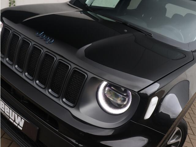 Jeep RENEGADE 4xe 240 PK Hybrid S | Navi | Winter | LED | Camera | 19"
