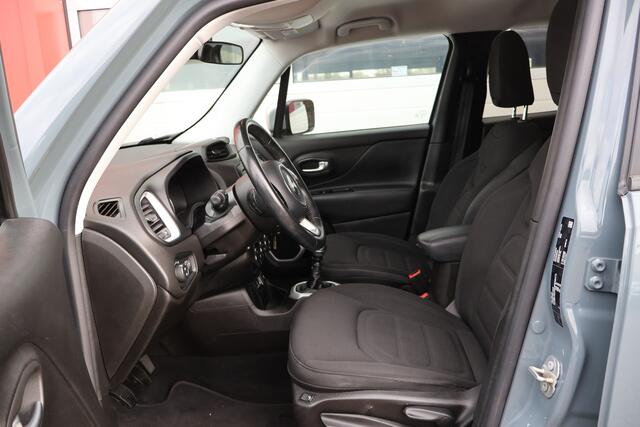 Jeep RENEGADE 1.4 MultiAir Limited | Origineel NL | Navigatie | Trekhaak |