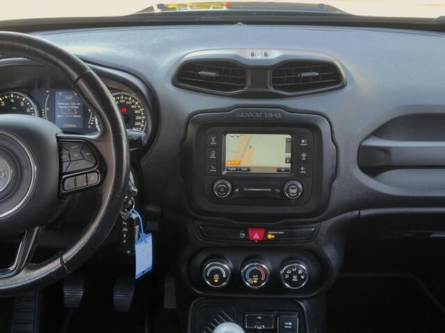 Jeep RENEGADE 1.4 MultiAir Night Eagle II NAVI AIRCO LED LMV PDC