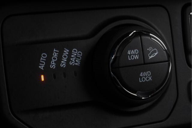 Jeep RENEGADE 4xe 240 Plug-in Hybrid Electric S Trekhaak/ Leer/ Stoel-stuurverwarming/ Camera/ Carplay/ Navigatie/ Adapt. cruise