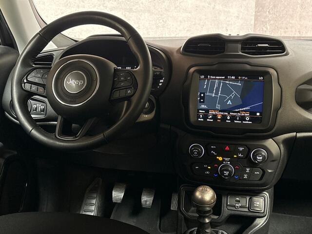 Jeep RENEGADE 1.0T Limited Sport (APPLE CARPLAY, BLACK PACK, NAVIGATIE, CLIMATE, KEYLESS, SPORTSTOELEN, ELEK PAKKET, CRUISE, NIEUWSTAAT)