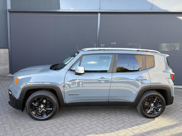 Jeep RENEGADE 1.4 MultiAir Limited Airco - Cruise control - Parkeersensoren - Dakrails - Navigatie - Stuur multifunctioneel - Lederen bekleding - Licht metalen velgen 17 inch - Mistlampen - Start/stop systeem - Elektrische ram