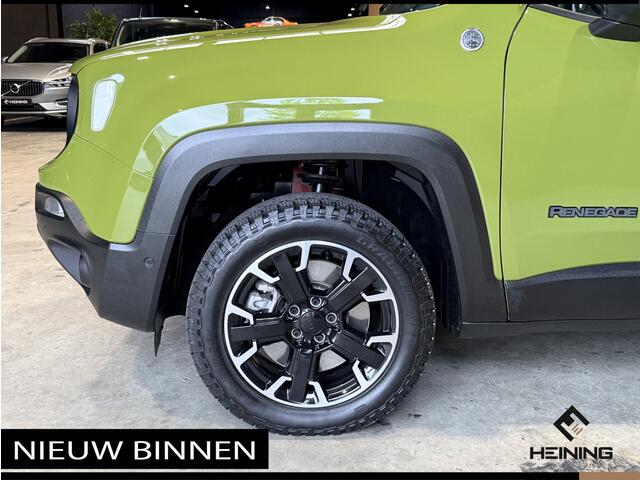 Jeep RENEGADE 4xe 240 PK Plug-in Hybrid Electric Trailhawk. Leer. Panoramadak. Trekhaak. 1 eigenaar 47000 km.