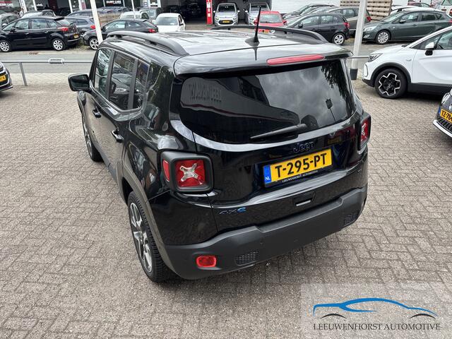 Jeep RENEGADE 4xe 240 Plug-in Hybrid Electric 80th Anniversary
