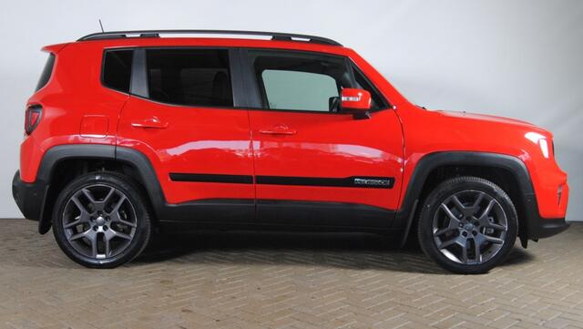 Jeep RENEGADE 4xe 240 Hybrid S | Carplay| Trekhaak | Kenwood|