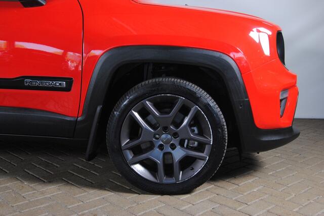 Jeep RENEGADE 4xe 240 Hybrid S | Carplay| Trekhaak | Kenwood|