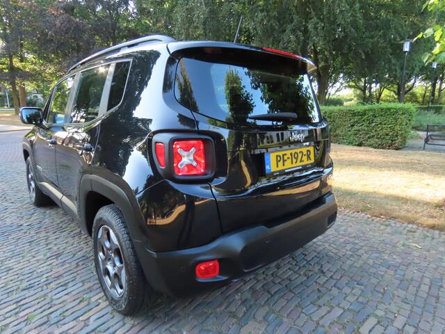 Jeep RENEGADE 1.4 MultiAir Longitude Automaat ***141 !!! PK*** 48474 KM !!! N.A.P *** Dealer Onderhouden ***Zeer nette Auto *** Airco Cruisecontrol Navigatie Carplay Pdc Lm Velgen