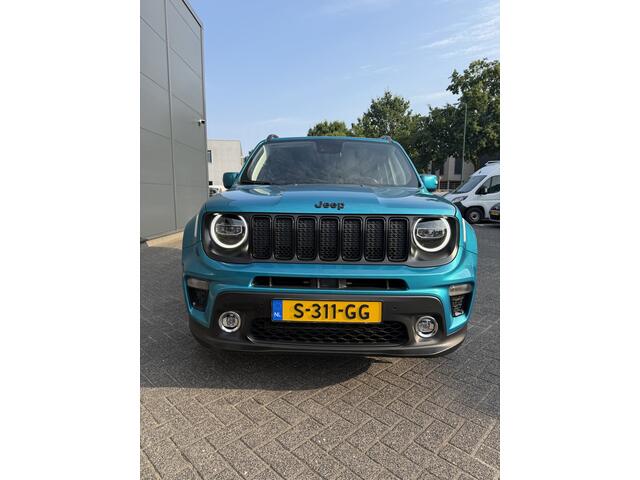 Jeep RENEGADE 150pk Limited Edition (Trekhaak - LED - 18"incl 4S - Automatische Airco - Stoel-/-stuurverwarming - Camera - Apple Carplay - Navigatie - Keyless Entry - Adaptieve Cruise Controle)