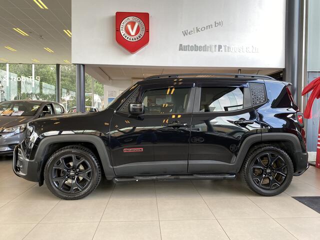 Jeep RENEGADE 1.4 MultiAir Limited,Automaat,Pushbar,bar,Treeplankset,Keyless,Climate&Cruisecontrol,Spraakbediening,Leder,Stoel&Stuurverwarming,V&A Sensoren,18 Inch Lmv