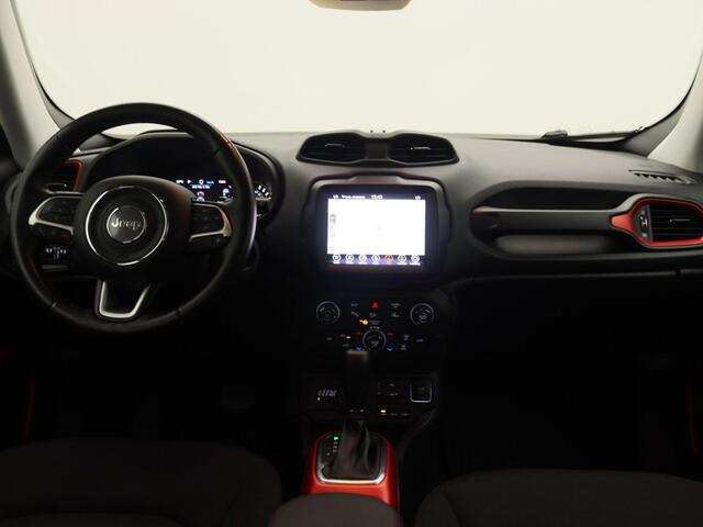 Jeep RENEGADE 4xe 240 Plug-in Hybrid Electric Trailhawk | Carplay | Lane Assist | Camera | Cruise Control |