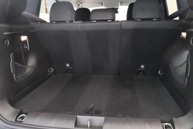 Jeep RENEGADE 1.6 E-Torq Night Eagle II | Airco | Parkeersensor | Trekhaak | Navigatie | All Season banden | Cruise control |