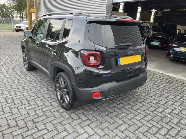 Jeep RENEGADE 4xe 240 Plug-in Hybrid Electric Trailhawk