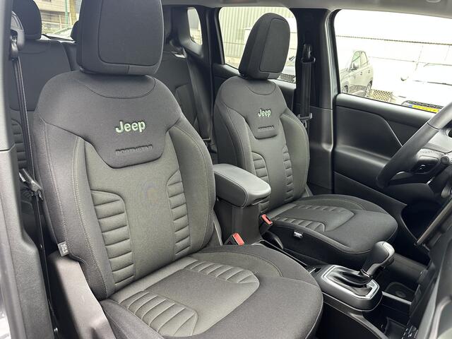 Jeep RENEGADE 4xe 240PK Plug-in Hybrid The North Star (Schuif/kantel Dak - Navigatie - Camera - Stuur & Stoel verwarming)