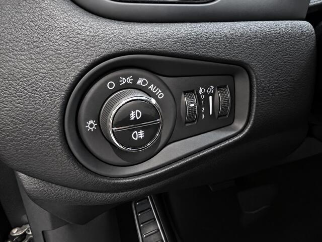 Jeep RENEGADE 1.3T Freedom YP