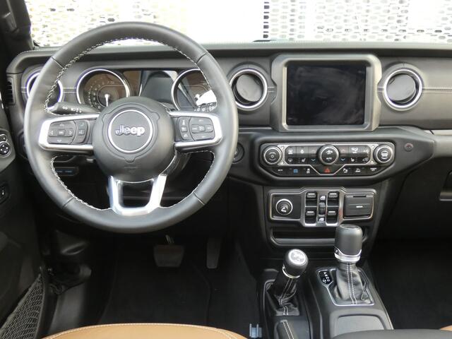 Jeep WRANGLER Unlimited 4xe 380PK Sahara ! SPECIALE WITTEBRUG EDITIE ! UNIEKE WRAP & ALARM & OPEN DAK !
