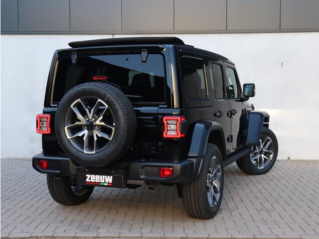 Jeep WRANGLER 4xe 380 PK Sahara | Schuifdak | Leder | Camera | Navi | 20"