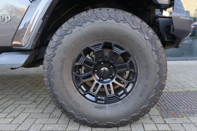 Jeep WRANGLER 2.0T SAHARA JL 4x4 Aut. / 37 inch banden / 2 inch MOPAR Lift