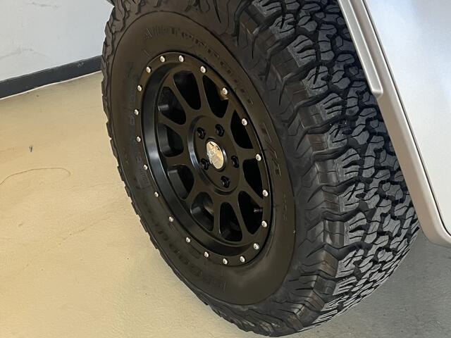 Jeep WRANGLER Unlimited 4xe 380 BRUTE Custom Skyview