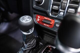 jeep-wrangler-unlimited-4xe-380-rub