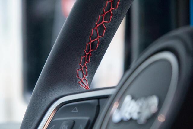 Jeep WRANGLER VAN 2.0T Rubicon | Grijs kenteken | Automaat | MJ 2025 grill |