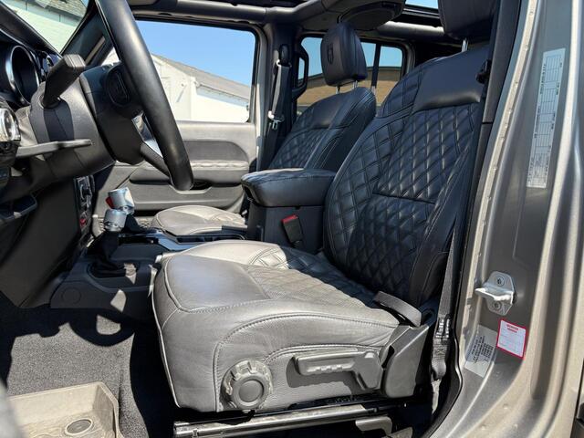 Jeep WRANGLER BRUTE Richmond Sahara 4xe 380 | Hardtop/Soft top | Skyview