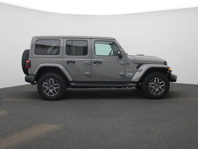 Jeep WRANGLER 2.0T Sahara 4xe 380pk | Lederen Bekleding | Stoel & Stuurverwarming | Camera | Navigatie | Climate Controle | Hardtop |