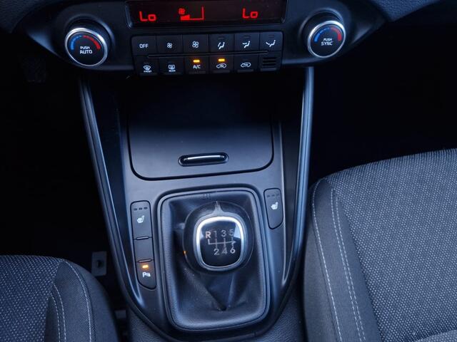 KIA CARENS 1.6 GDi ExecutiveL. STUURVERWARMING / APPLE CARPLAY / ANDROID AU