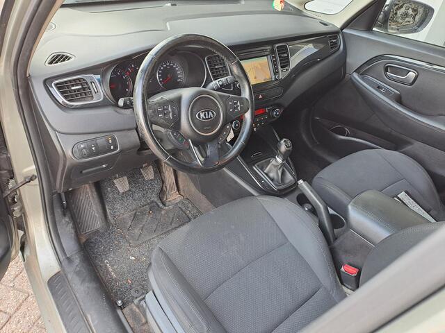 KIA CARENS 1.6 GDi DynamicLine, 7-Persoons, Trekhaak, Navigatie,