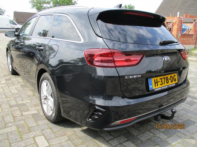 KIA CEE D 1.0 T-GDi Dyn.PlusL.GT