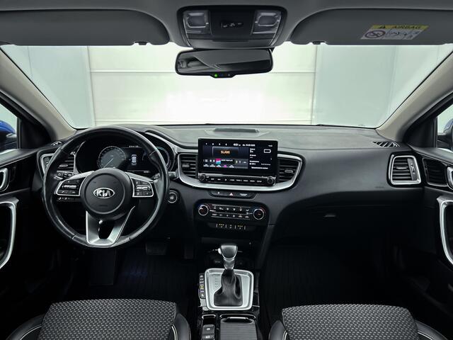 KIA CEE D Ceed Sportswagon Kia Ceed Wagon 1.6 PHEV DynamicPlus line Limited Op afspraak beschikbaar, interesse in deze mooie auto? Neem vooraf contact op met Kia Breda!