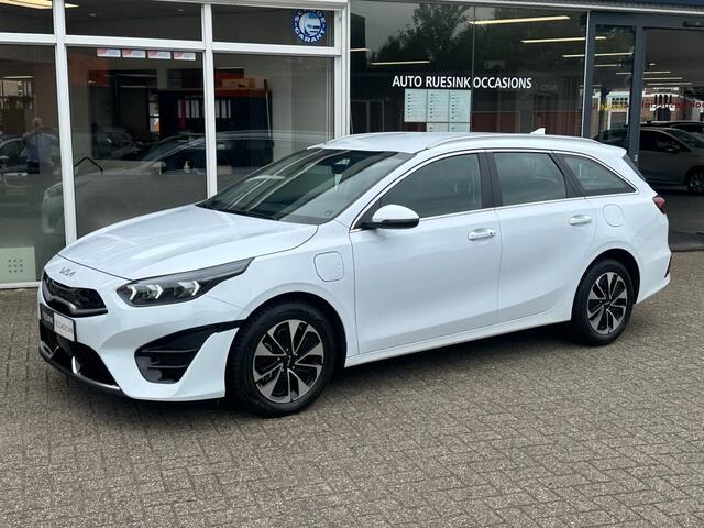 KIA CEE D 1.6 GDI PHEV DYN+L.