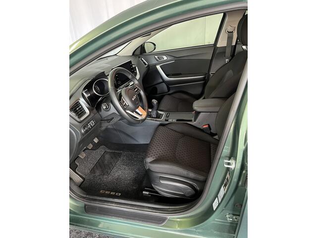 KIA CEE D Ceed Sportswagon 1.5 T-GDi DynamicLine 1E EIGN/ECC/STOELVERW./APPLE/LMV