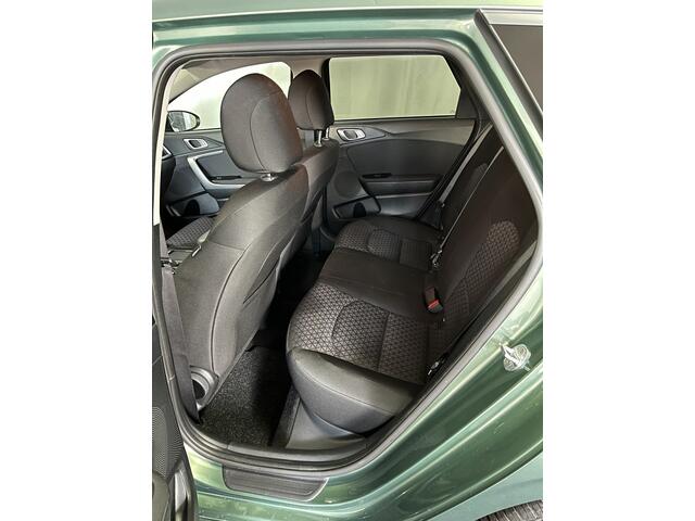 KIA CEE D Ceed Sportswagon 1.5 T-GDi DynamicLine 1E EIGN/ECC/STOELVERW./APPLE/LMV
