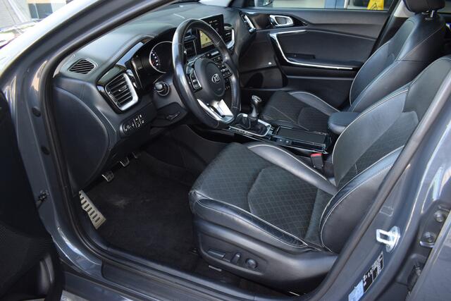 KIA CEE D Ceed Sportswagon 1.4 T-GDi ExecutiveLine | Navigatie | Camera | Leder | Stoel+StuurVerwarming | Panoramadak | Trekhaak