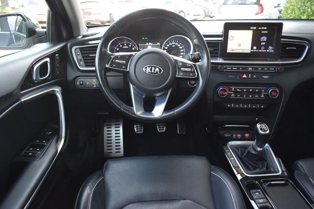 KIA CEE D Ceed Sportswagon 1.4 T-GDi ExecutiveLine | Navigatie | Camera | Leder | Stoel+StuurVerwarming | Panoramadak | Trekhaak