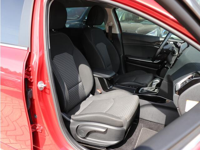 KIA CEE D 1.6 GDI PHEV DynamicLine I Trekhaak I Navi I Keyless